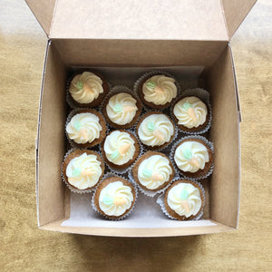 12 Mini Carrot Cake Cupcakes